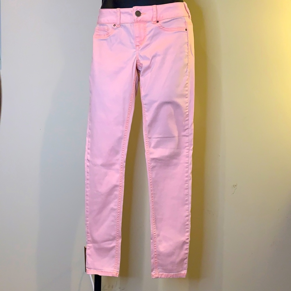 NWOT Women’s X-Small Regular Maurices Light Pink Jegging